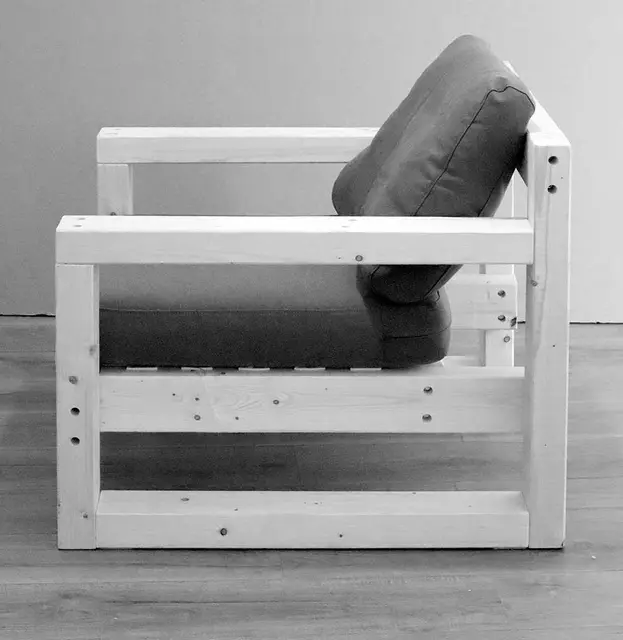 Heavy Simple Armchair